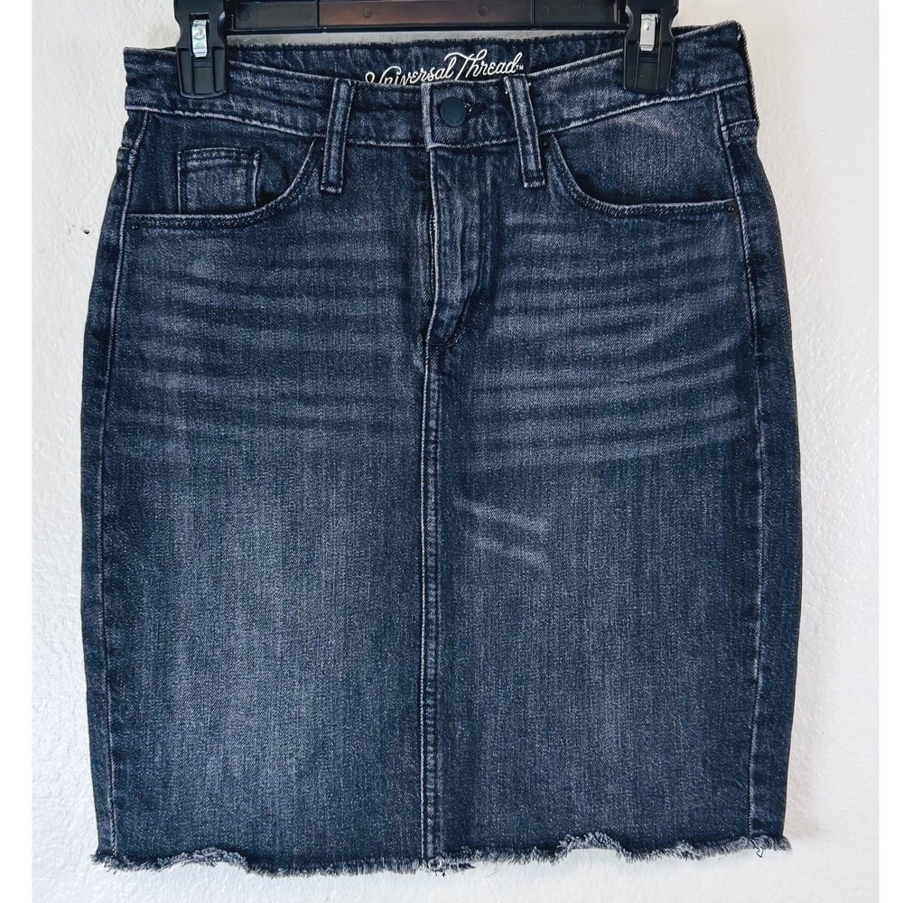 Universal Thread Whimsgoth Distressed Grunge Black Denim Mini Skirt Raw Hem SZ 4